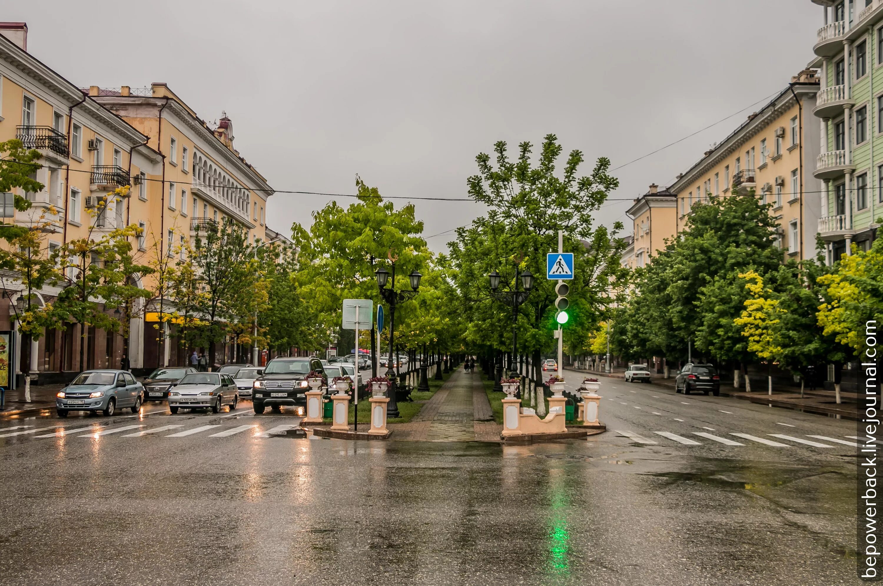 улица путина в чечне. город грозный проспект путина. проспект ахмата кадырова грозный. проспект путина. город грозный проспект путина.