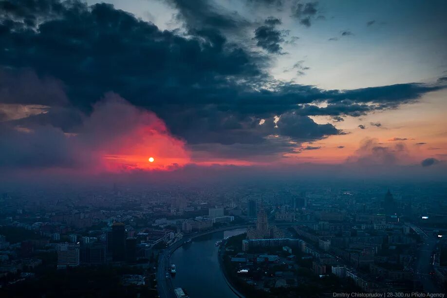 утро в москве. закаты и рассветы в городе. рассвет в новосибирске. закат в городе. лос анджелес восход солнца.
