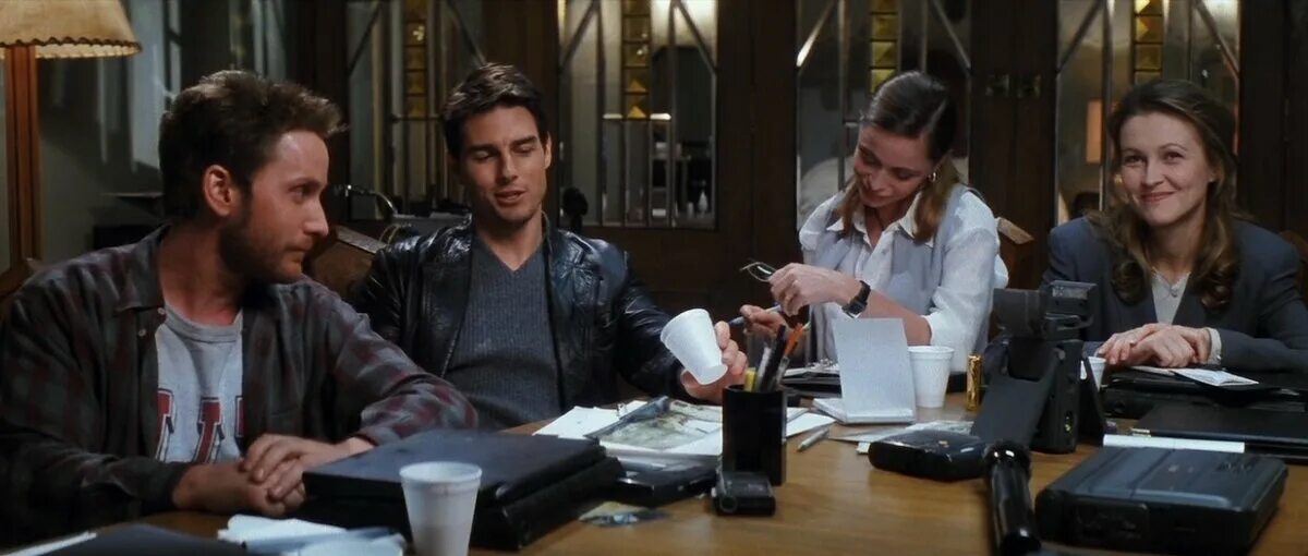 Том круз миссия невыполнима 1996. Миссия невыполнима 1. Миссия невыполнима 1 том круз. Том круз миссия невыполнима 1996. Миссия невыполнима 1 том круз.