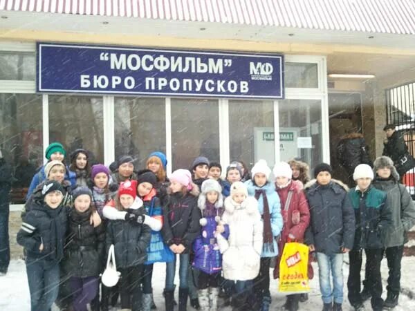 Рыбный порт бюро пропусков. Бюро пропусков табличка. Бюро пропусков заречный. Рыбный порт бюро пропусков. Окно для бюро пропусков.