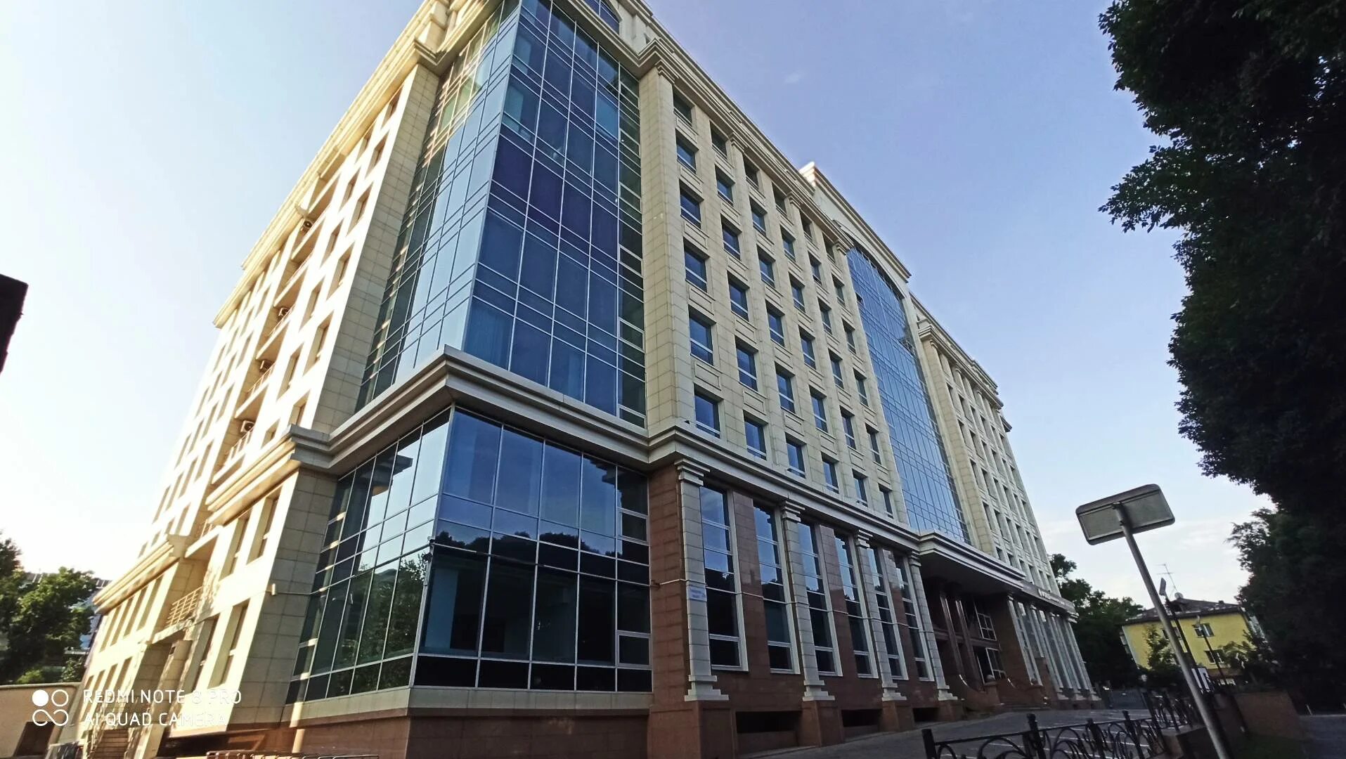 бц vanguard алматы. жолдасбекова 97 американское посольство. бц алматы. бц алматы.