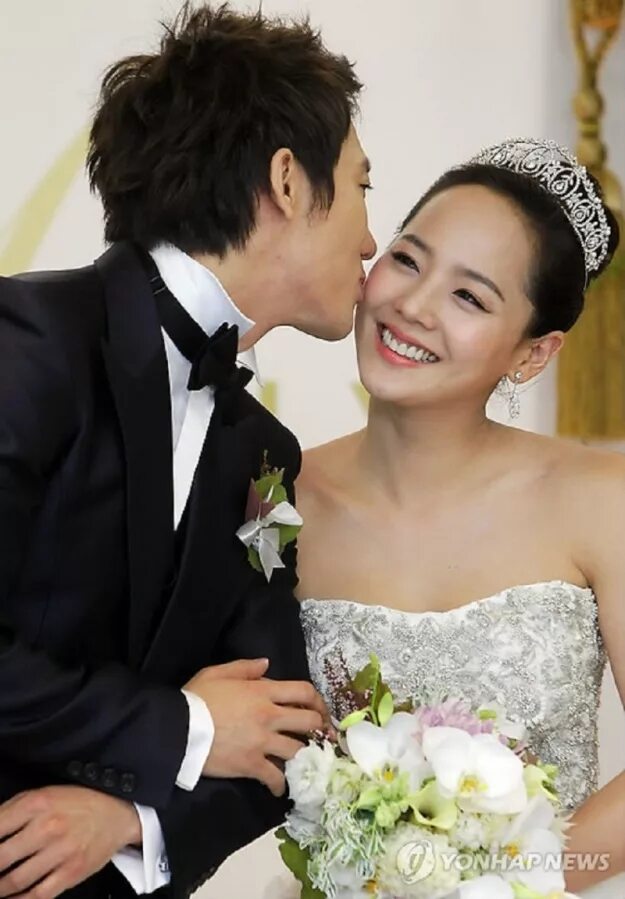 Ки тхэ ен. Ки тхэ ен. Ки тхэ ен и юджина. Ким тхэ ен актер. Ки тхэ ён актер.