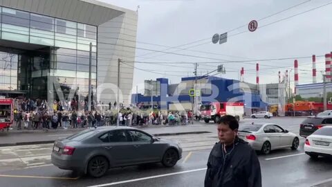 700 человек эвакуировали из московской больницы