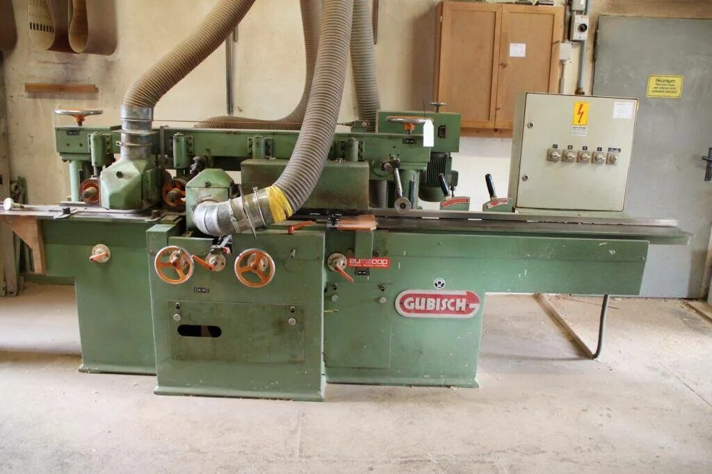 четырёхсторонний станок özen pro-625 standart. калевочный станок 4-х сторонний weinig p22n. калевочный станок 4-х сторонний weinig p22n. строгальный станок по дереву 4 х сторонний. станок gubisch четырехсторонний.