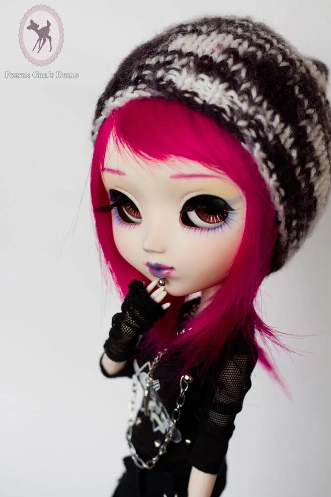 Бжд куклы эмо. Шарнирные куклы эмо. Кукла барби эмо. Кукла 2d. Куклы эмо.