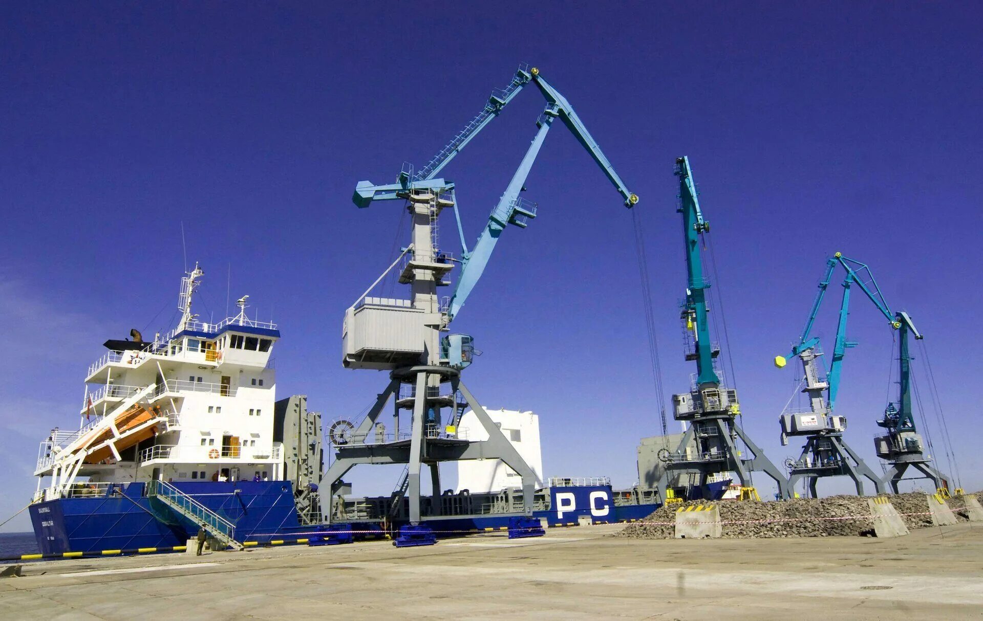 порт усть луга начало строительства. усть луга какой морской бассейн. усть луга какой морской бассейн. усть луга какой морской бассейн.