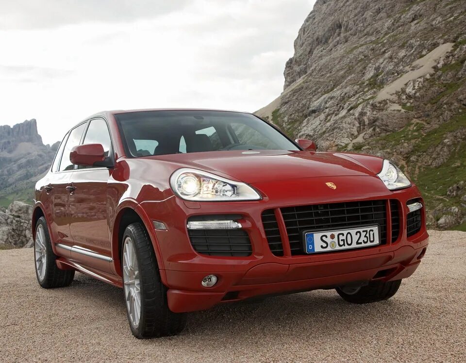 Купить новый Porsche Cayenne III 3.0 AT (340 л.с.) 4WD бензин автомат в Москве: 