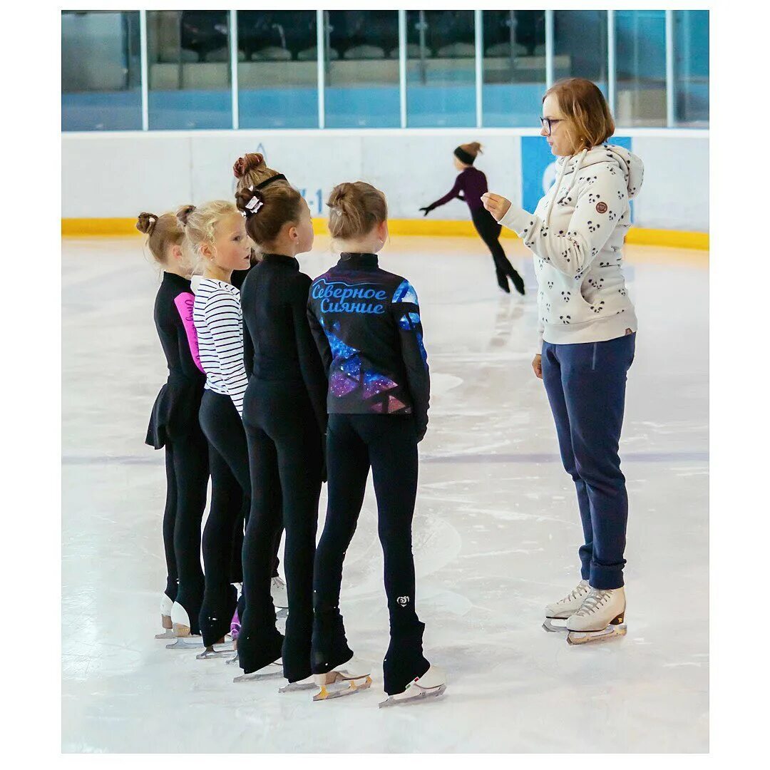 Буревестник фигурное катание спб. Буревестник фигурное катание спб. Буревестник фигурное катание спб. Школа фигурного катания буревестник санкт-петербург. Буревестник фигурное катание спб.
