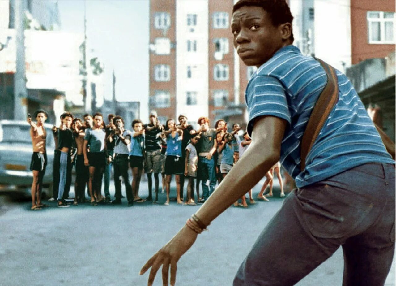 Фото 2002. Город Бога (2002) (CIDADE de Deus). City of God 2002. Город Бога малыш дзе. Город 2002 фильм.