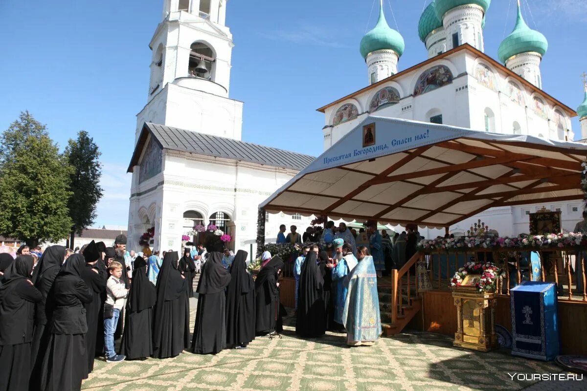 Храм успения пресвятой богородицы в огарево почково