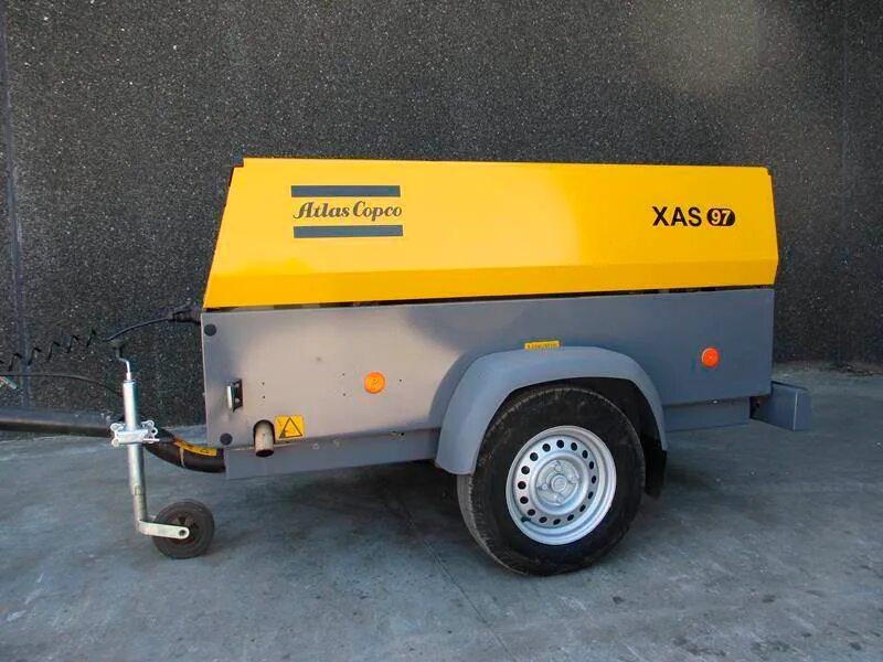 Компрессор atlas copco xas 97. Атлас копко xas 97. компрессор xas 97dd. компрессор атлас копко 97. передвижной дизельный компрессор atlas copco xas 97.