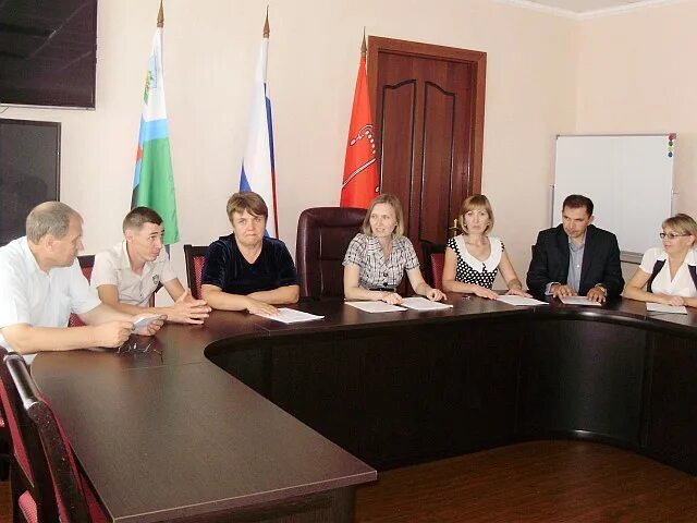 Бирюч белгородская область. Пенсионный бирюч телефон. Белэнергосбыт белгород. Бирюч общество слепых. Отдел загс красногвардейского района белгородской области.