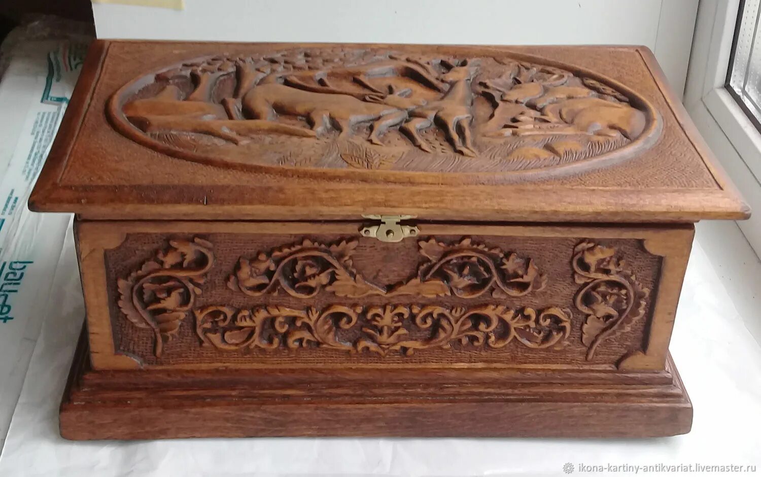 Старинной деревянной шкатулки. Старинные резные шкатулки. шкатулка резная. шкатулка деревянная резная. резные шкатулки из дерева.