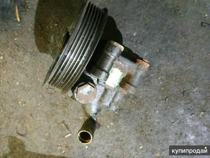 Штуцер насоса гур форд фокус 1 1. Насос гидроусилителя руля 00-35558-sx. Насос гур форд фокус 1 американец 2. 6 115 л. Насос гур форд фокус 1.