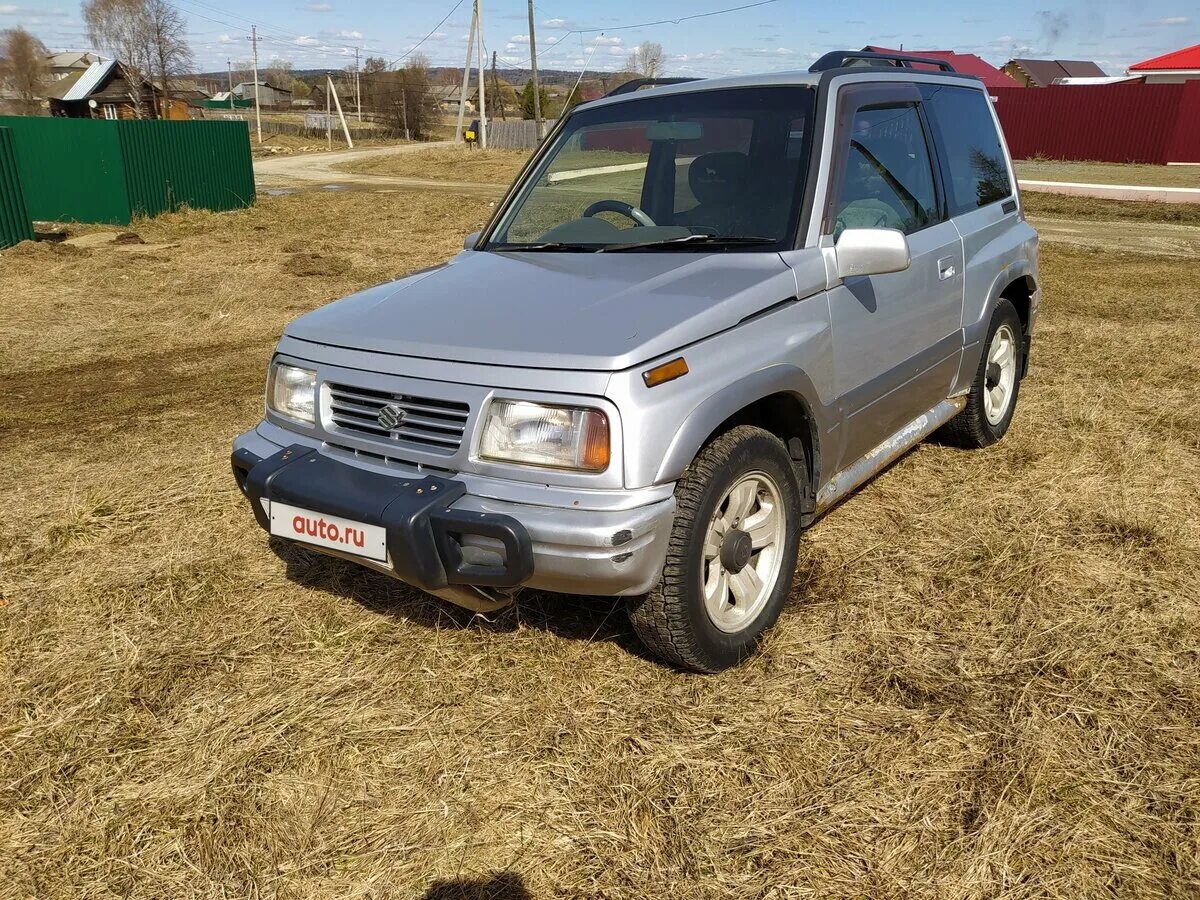 Сузуки эскудо 1996. Сузуки джип 1996. Suzuki Escudo серый фон Gray. Сколько стоит Сузуки эскудо.