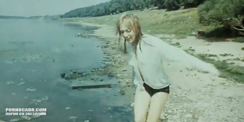 Обнаженная Елена Коренева Выходит Из Воды – Сибириада (1978)