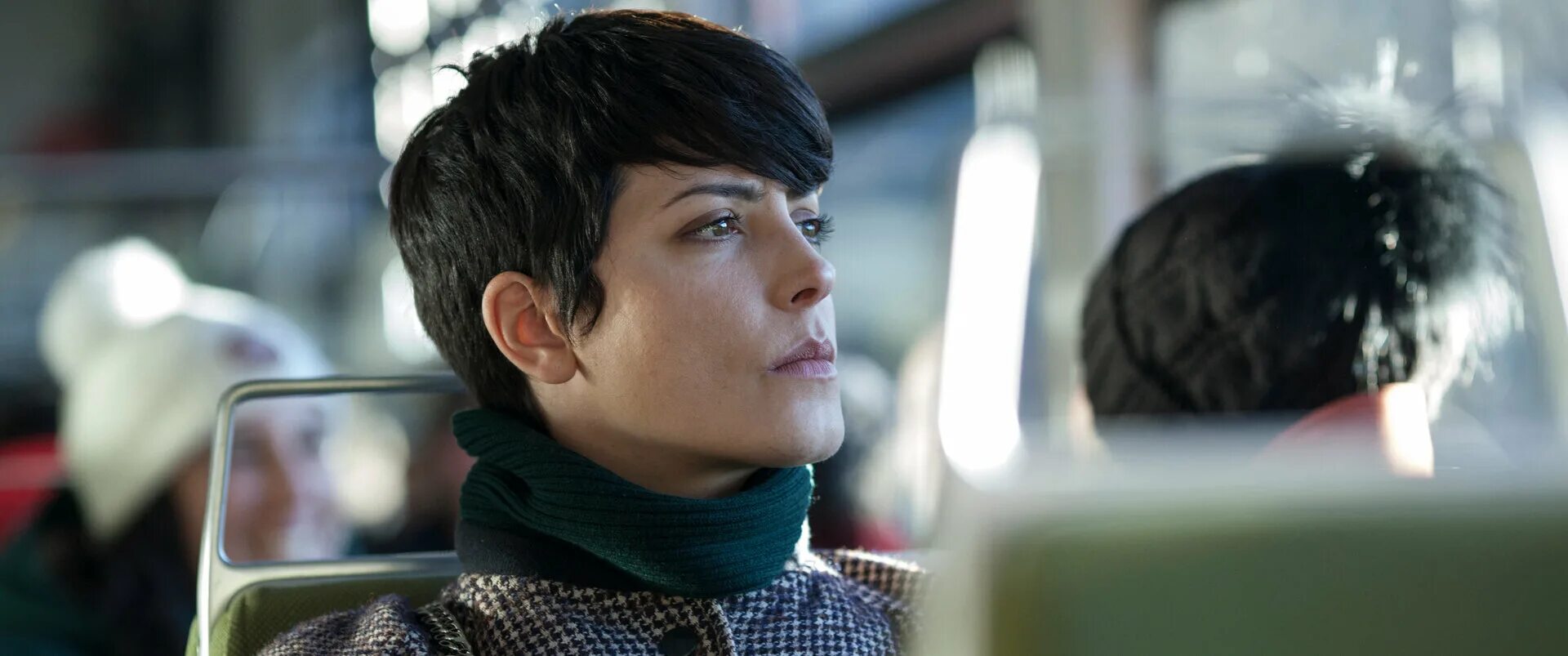 Невидимый призрак 2016. Марио касас невидимый гость. Невидимый го. Невидимый гость 2016. Касас невидимый гость.