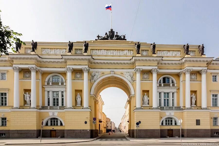 Здание сената и синода в санкт-петербурге. Арка сената и синода в санкт-петербурге. Здание сената и синода в санкт-петербурге архитектор. Здание сената и синода спб. Сенат и синод в санкт петербурге архитектор.