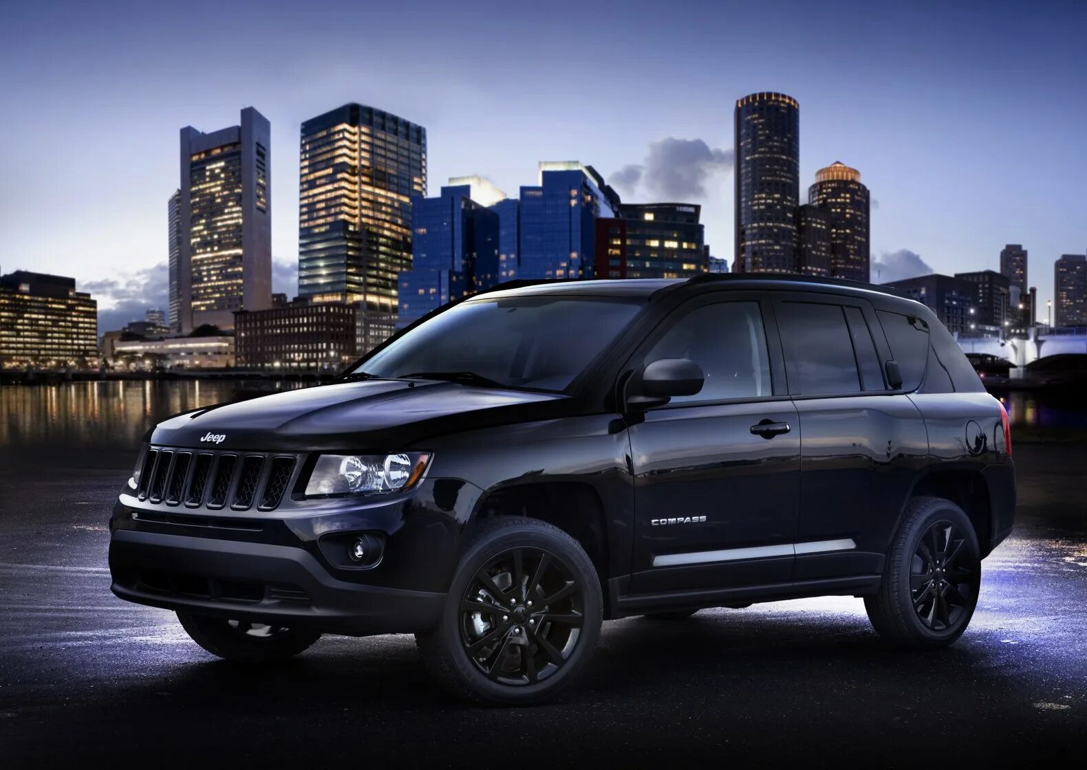 Машина джип черная. Jeep Compass черный. Гранд Чероки Compass. Jeep Compass 2012. Джип Гранд Чероки компас.