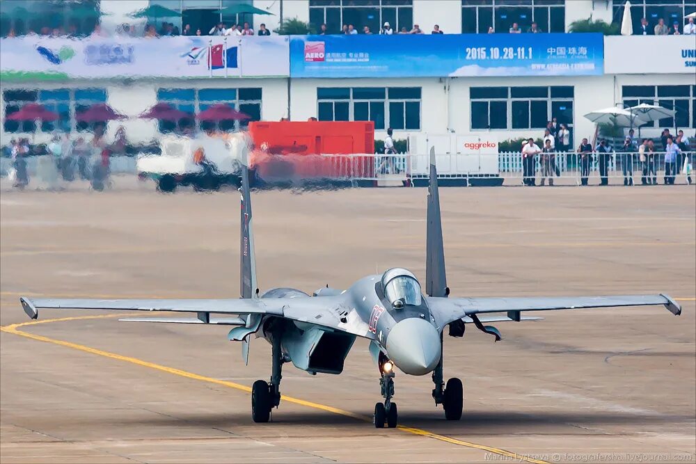 Су 35 Китай. Су-35 ВВС Китая. Сушка самолет фото. J-35 China Airshow. Самолет 2015