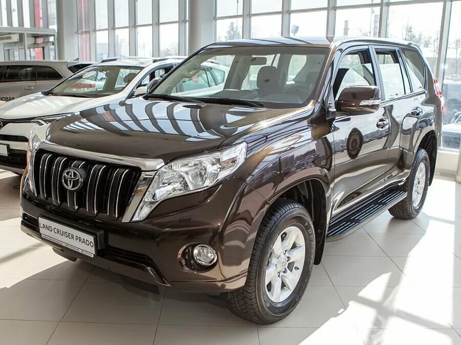 Toyota land cruiser prado 2017. Land cruiser prado 150. Прадо 150 воронеж. Тойота ленд крузер прадо 150 рестайлинг. Тойота ленд крузер прадо 150 рестайлинг 1.