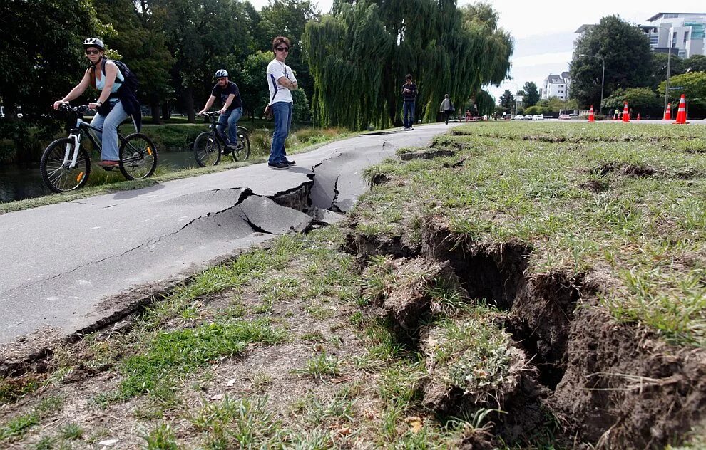 Землетрясение 2013. Землетрясение в Кемеровской области 2013. Землетрясение в Кузбассе в 2013 году. Землетрясение в Кемеровской области. Землетрясение в Белово 2013.