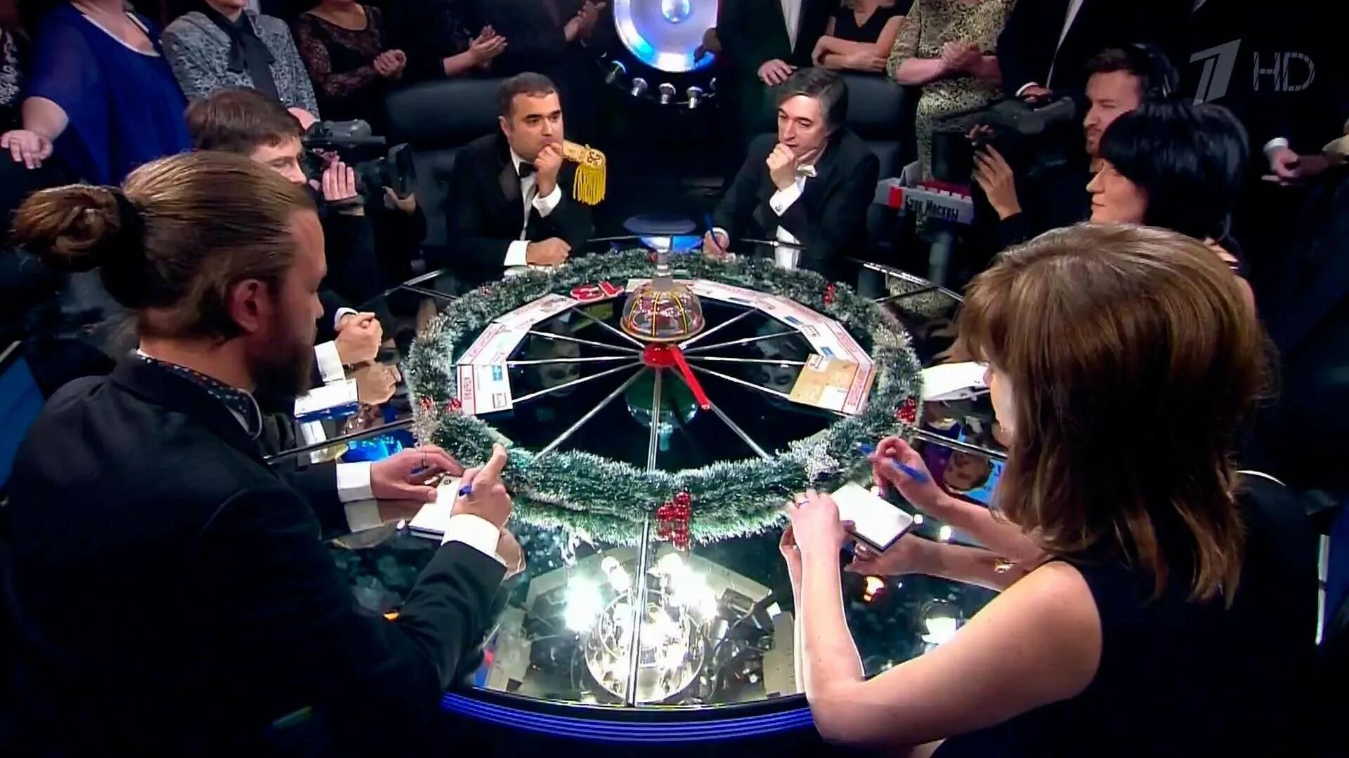 Интересные вопросы для игры что где когда. Тимур кафиатуллин чгк. Емелин чгк. Вопросы что где когда с ответами. Что где когда вопросы для детей.