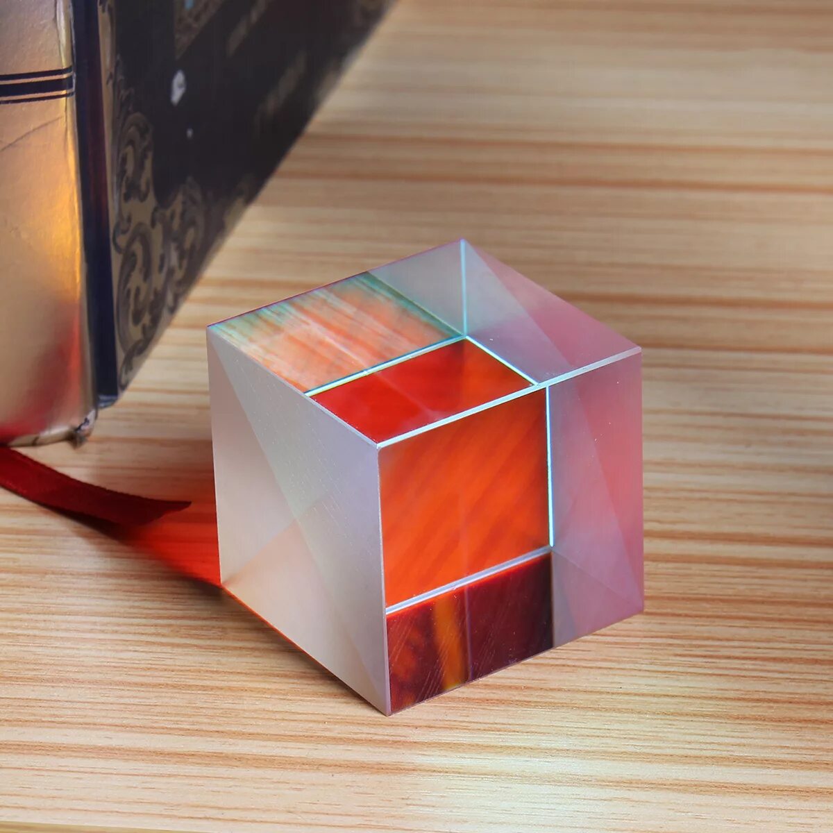 Оптическое стекло 4. X-cube оптическое стекло. призма красивая. оптическое стекло rgb. prism loyihasi.
