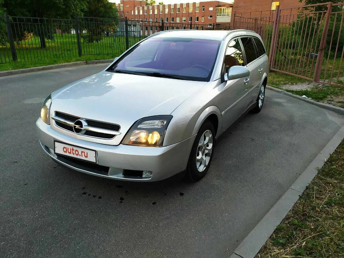 Опель вектра 2004 купить. Opel Vectra c 2004. Opel Vectra c 2004 универсал. Opel Vectra 2004 2.2. Опель Вектра 2004 универсал.