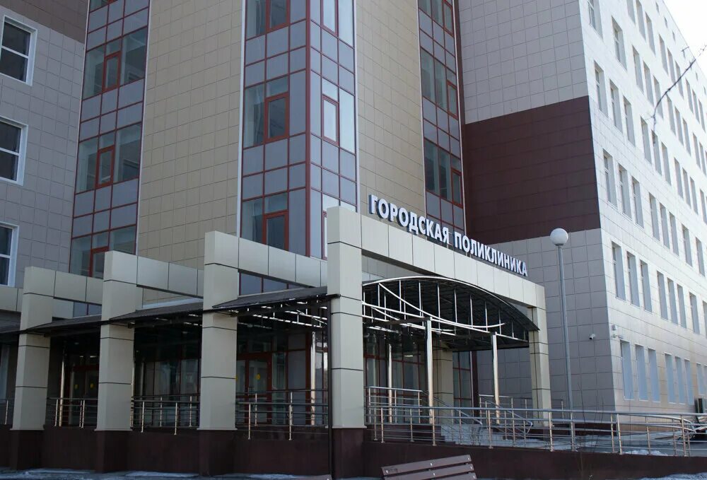 В Таттинском улусе продолжается строительство новой поликлиники - ЯСИА