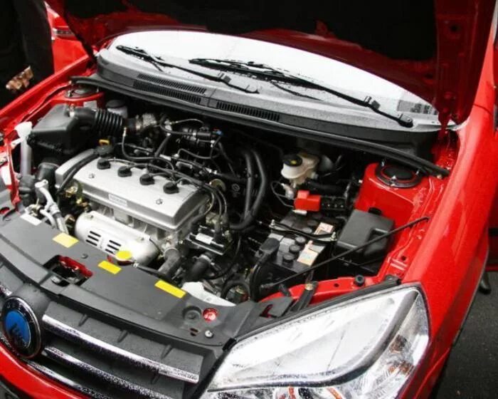 Geely какой двигатель стоит. Двигатель джили мк кросс. geely mk cross 2013 двигатель. geely mk cross мотор. geely mk 2012 двигатель.