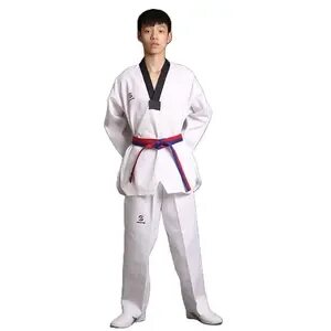 Китай каратэ. Лин кьюнан. Дети тхэквондисты. Taekwondo дети. Китайская тхэквондо.