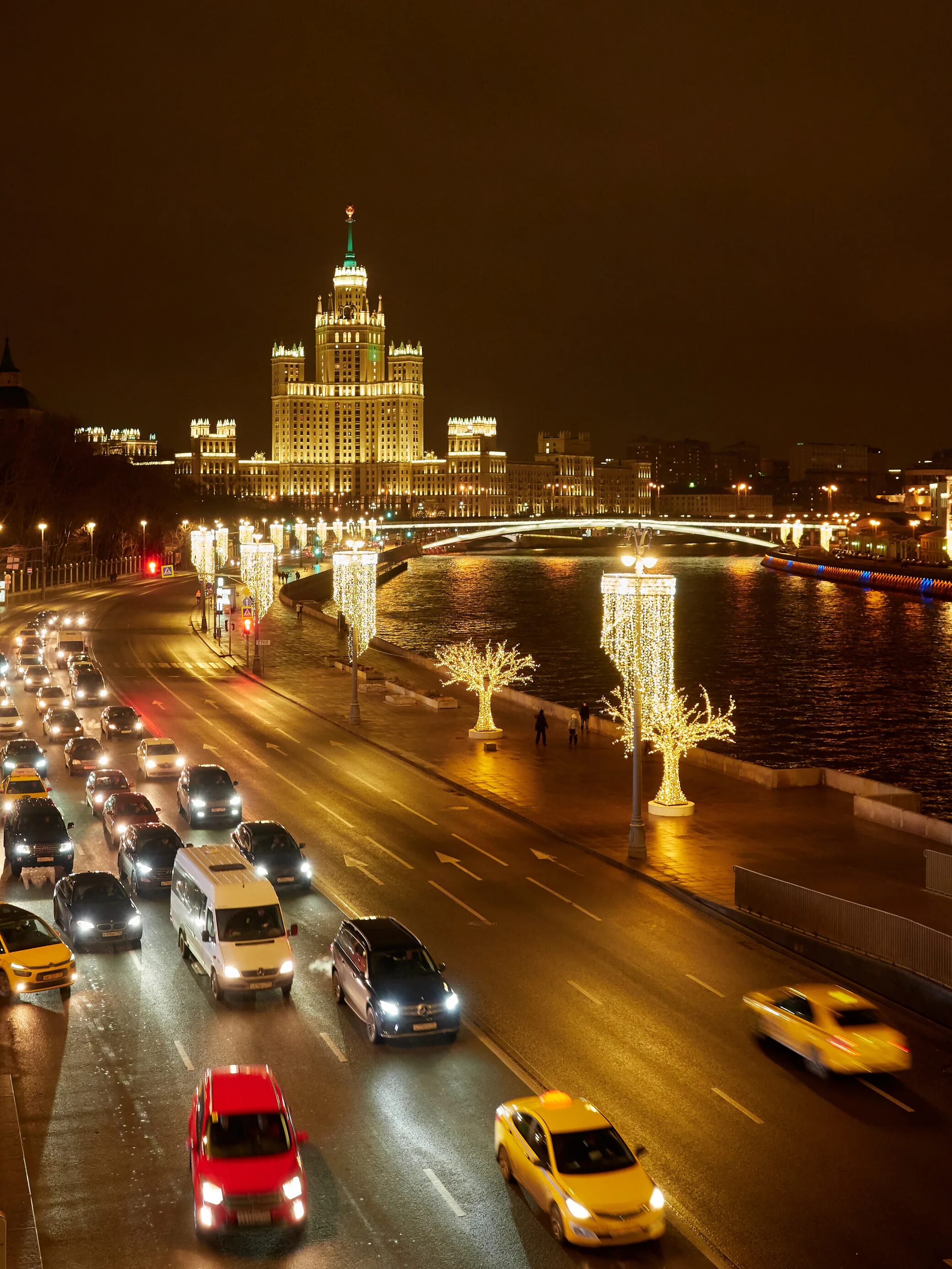 Москва вечером. Ночная Москва. Ночная Москва зимой. Ночная Москва сейчас. Что было вчера вечером в москве