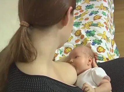 Потрогал мамину