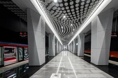 Новое красивое метро в москве