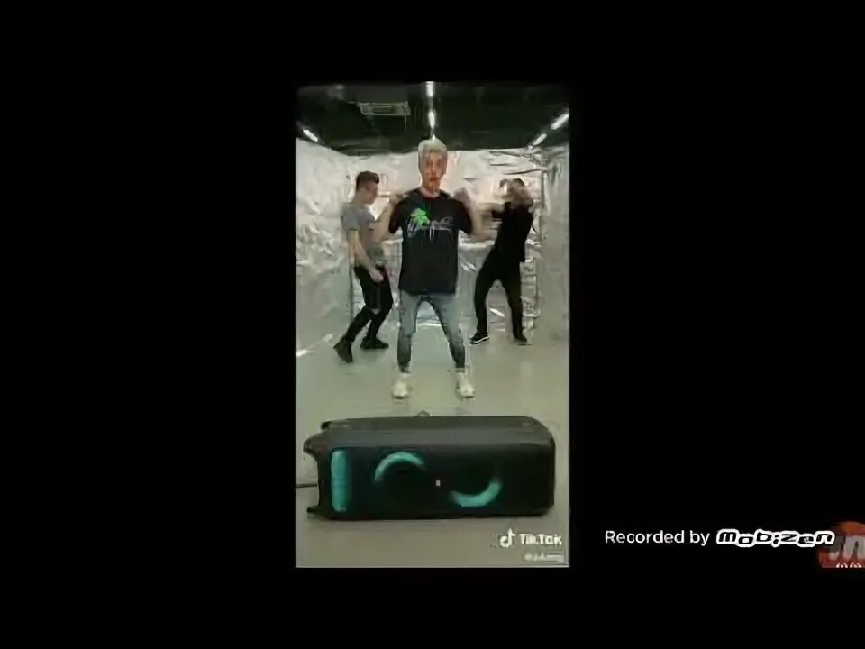 Песня а4 глинт кобяков. Влад а4 глент кобяков и серёга. а 4 влад бумага глен кобяков. глент кабиков гулент влад бумага. а4 бумага влад кобяков.