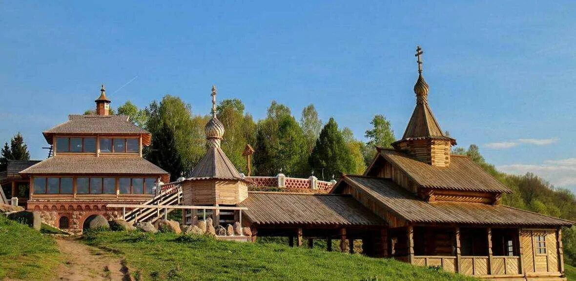 Город боровск достопримечательности. Боровск н.  ансамбль пафнутьево-боровского монастыря,. Архитектура в боровском. Боровск фото города.
