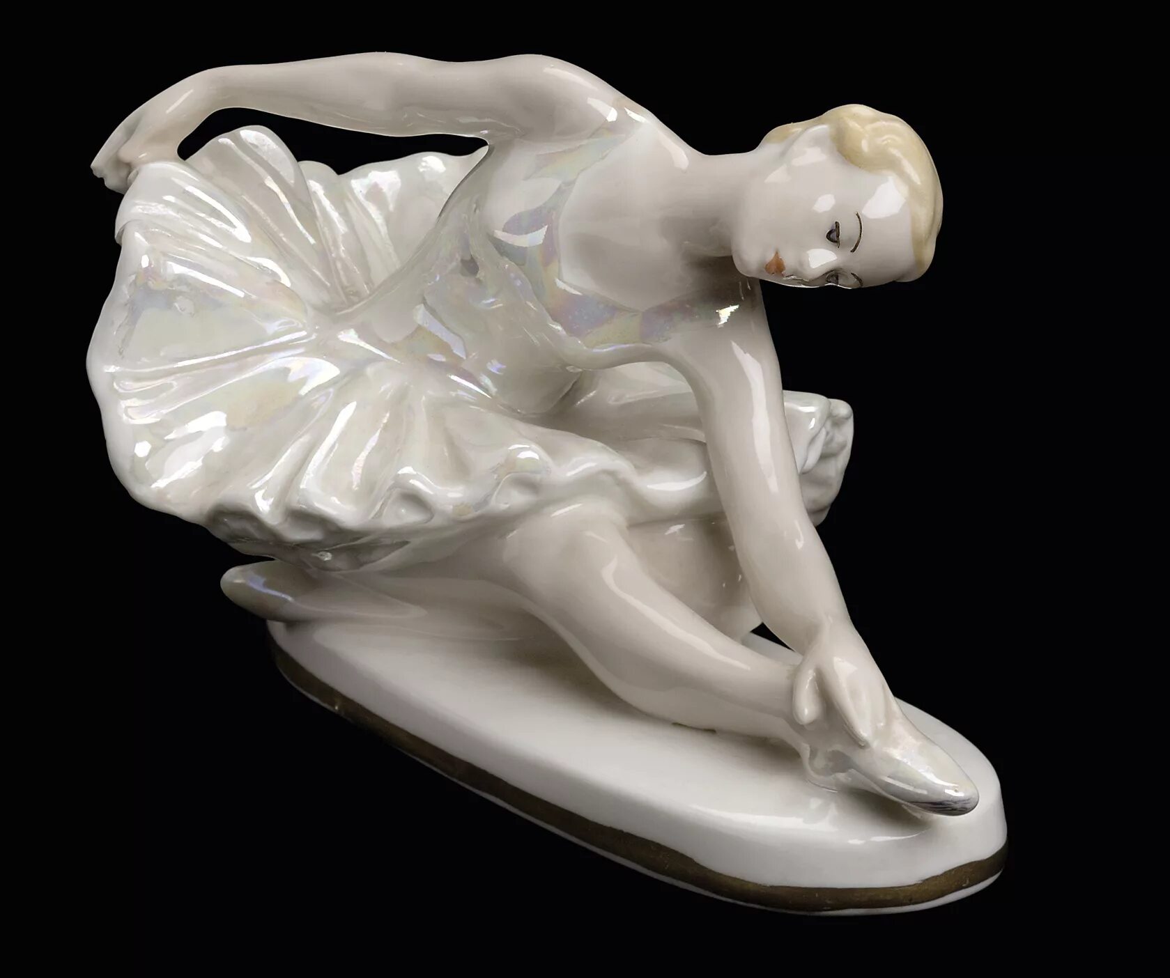 "галина уланова" (скульптор е. уланова статуэтки.