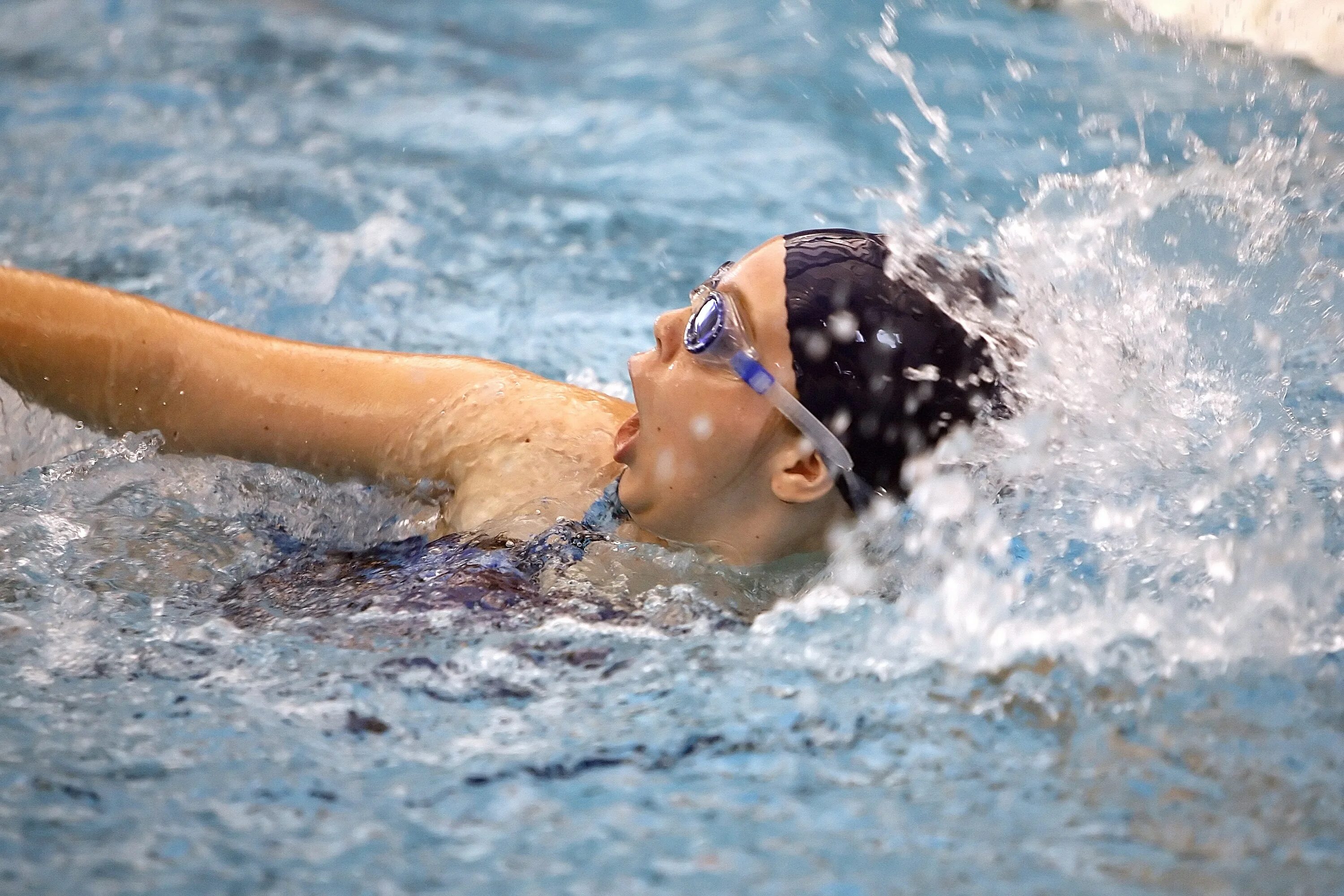 Фредерик холман пловец. Swim формы. Профессиональные пловцы. Подводное плавание в ластах. Плавание брасс баттерфляй.