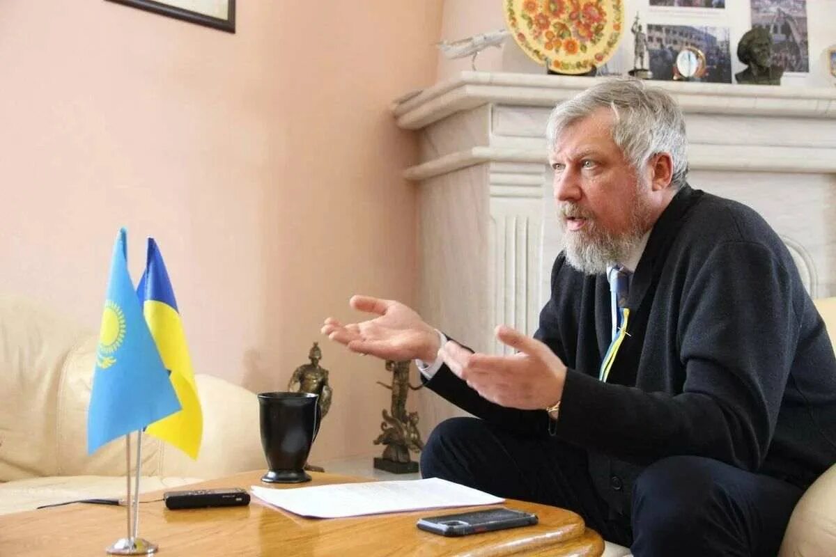Послы не явились в мид