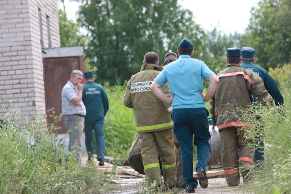 Сайт водоканала великий новгород. МЧС В Деревяницах. МЧС В Деревяницах Великий Новгород. Авария на Новгородском водоканале. Новгородская область ЧП последние.