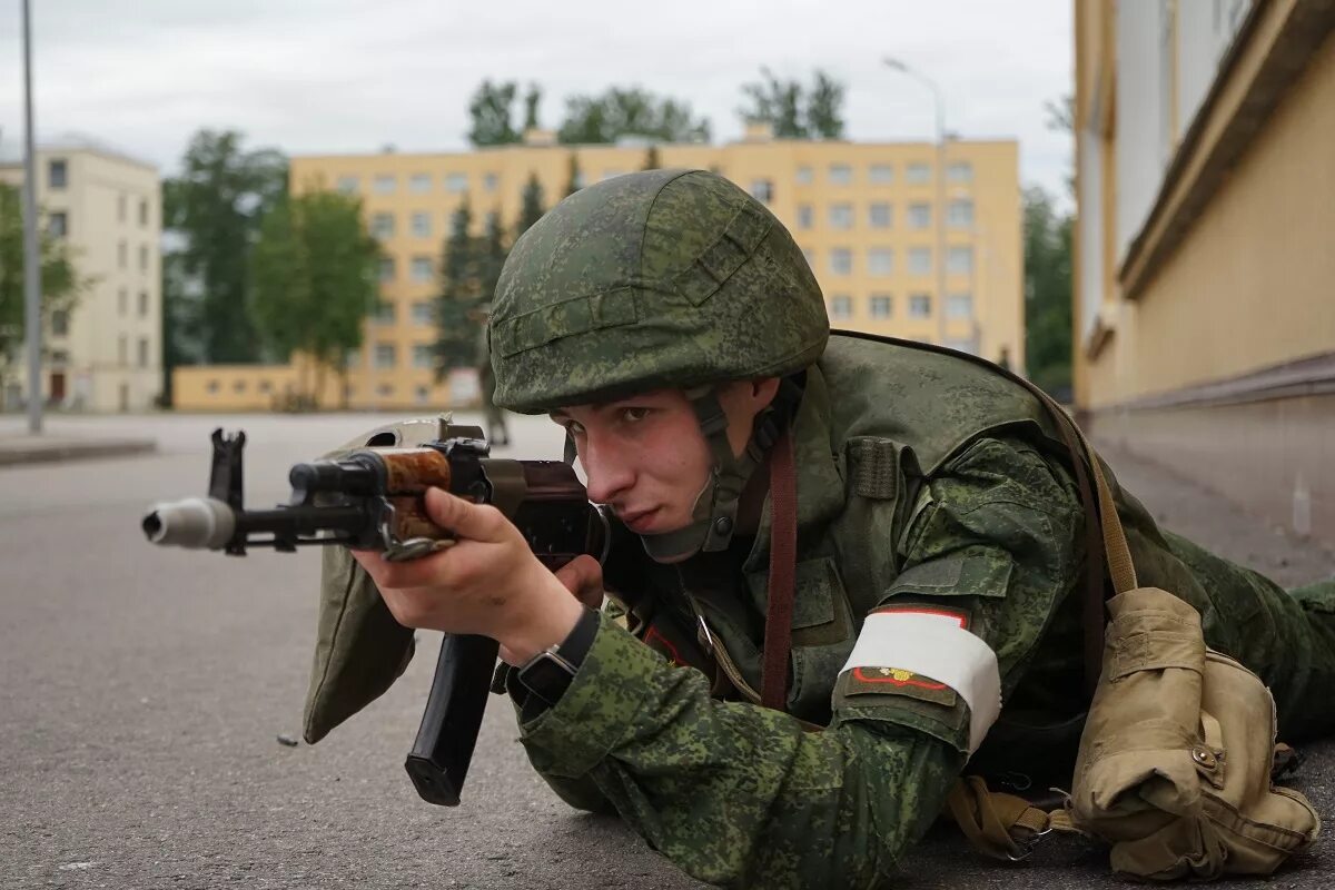 Противодействие терроризму министерство. Антитеррор войска. Антитеррор военнослужащих. Экипировка подразделения антитеррора. Подразделение антитеррора в армии.