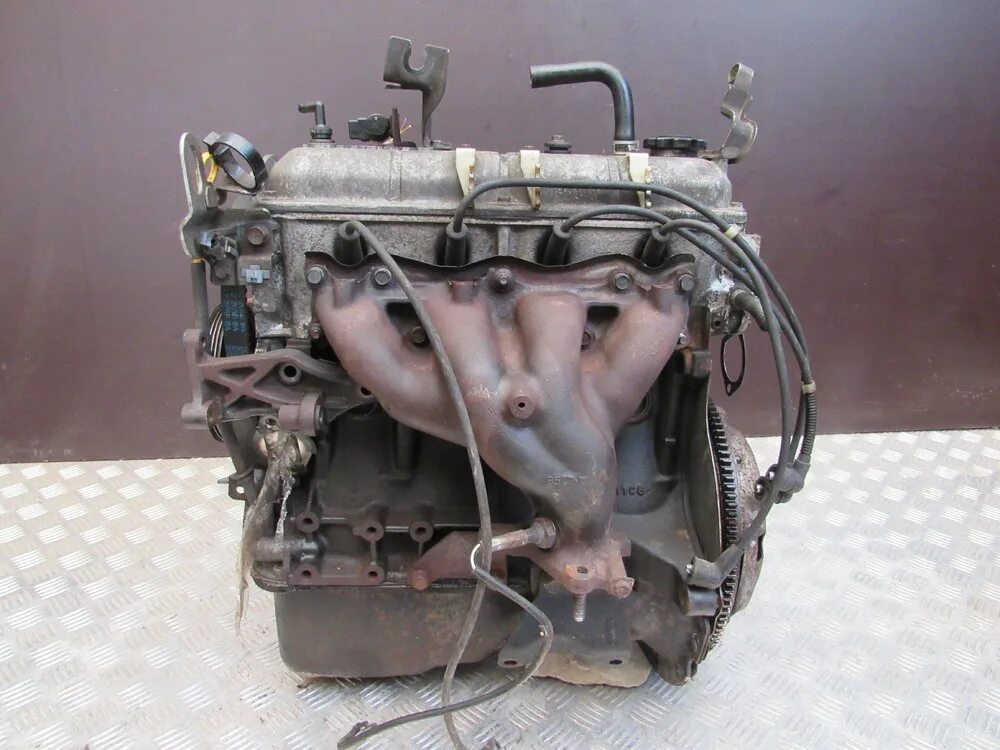 Повторитель поворотов перед. левая Mazda Demio 1997-2003 1998 купить бу в Красно