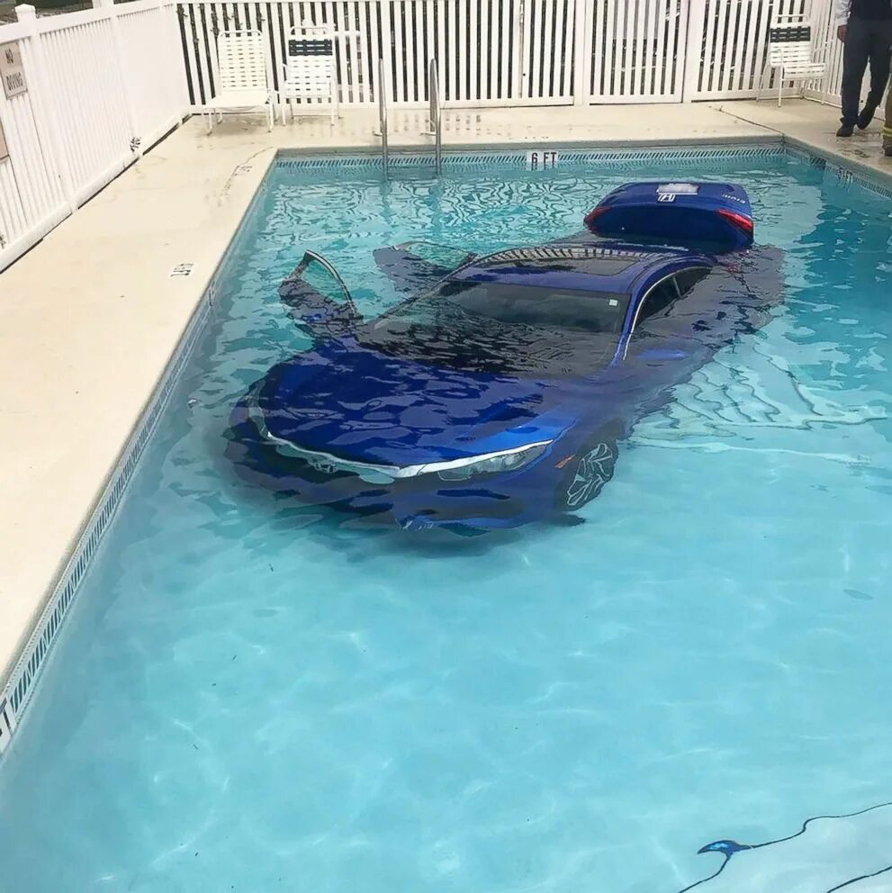 Auto pool. Car in pool. 3d motion design car in swimming pool.
