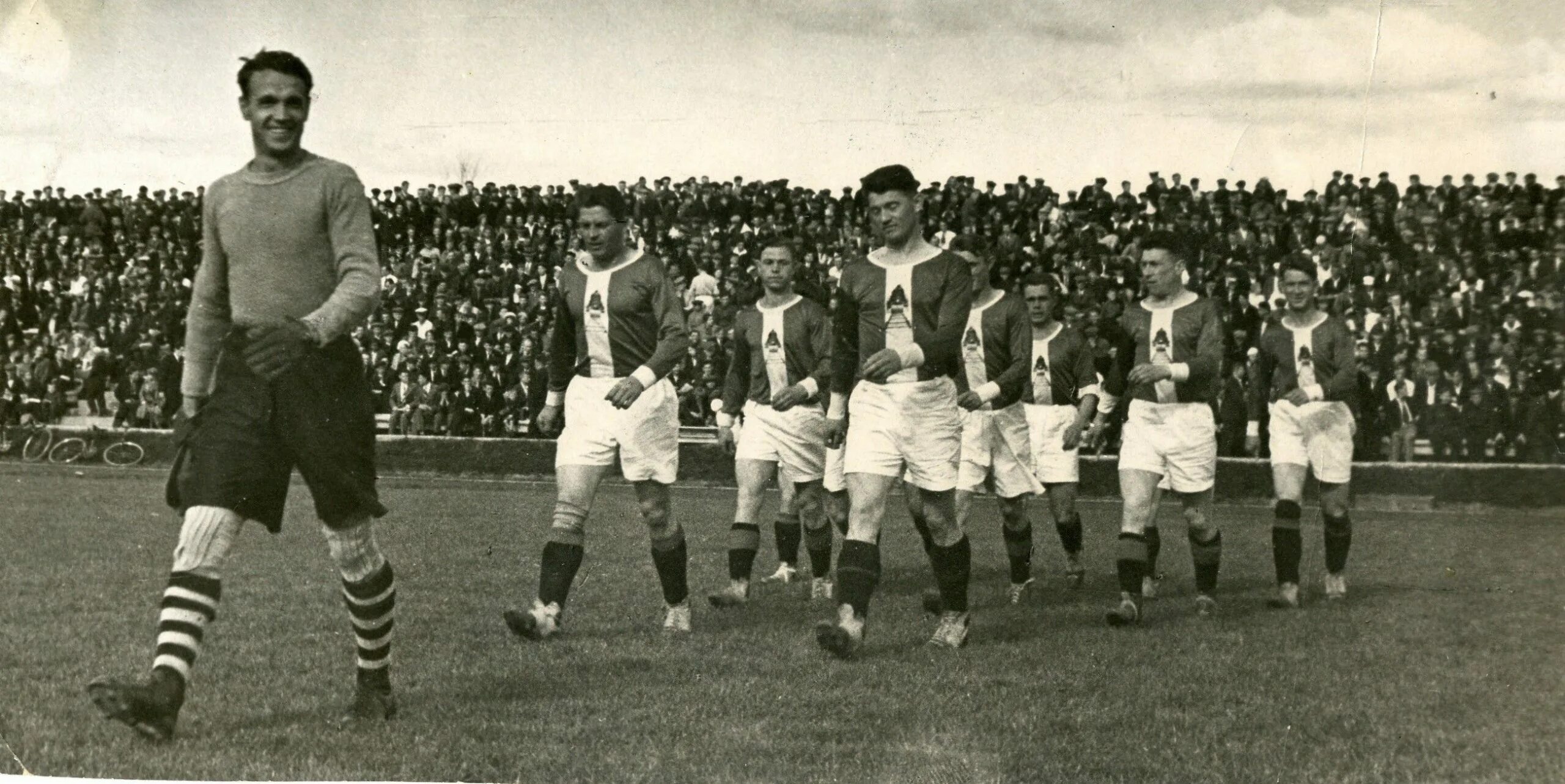 Типичное название футбольного клуба в 1940