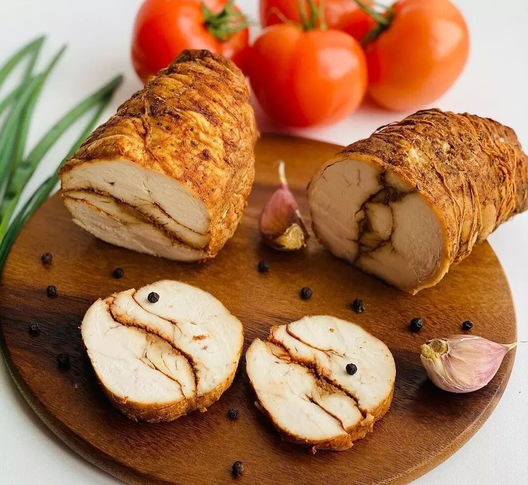 Из куриного филе пасторма. Пасторма куриная. пасторма из индейки. пасторма из куриного. пасторма из куриной грудки.