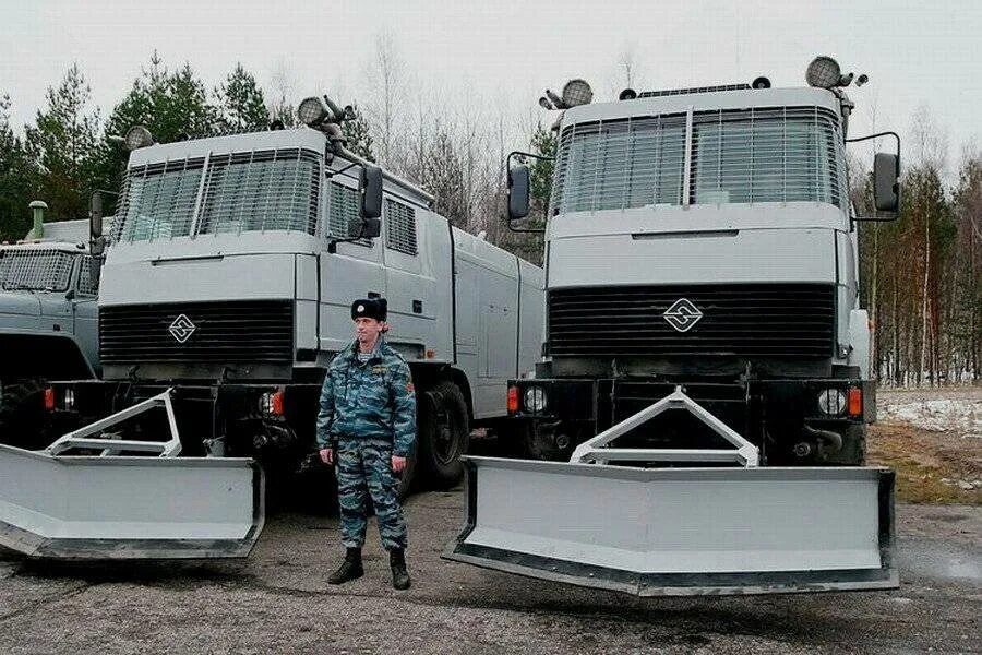 Спецавтомобили лавина-ураган. Лавина ураган. Лавина ураган. "лавина-ураган" на шасси урал 532362. Водомет лавина ураган.