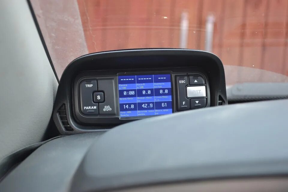 Multitronics SSANGYONG. Multitronics 740 на SSANGYONG Kyron. Расход топлива Кайрон 2.3. Бортовой компьютер на Кайрон 2.3 бензин. Кайрон расход топлива