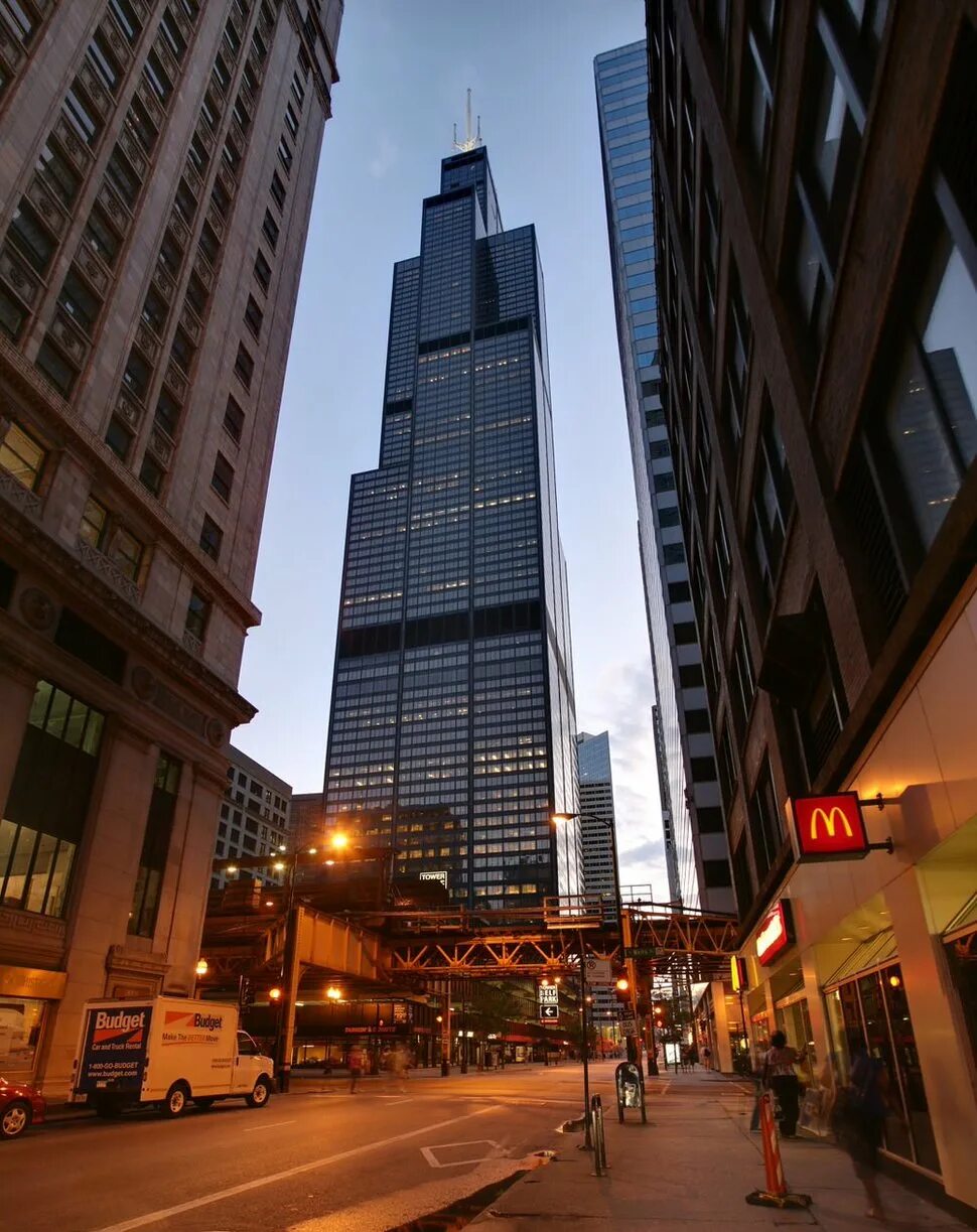 Уиллис-Тауэр в Чикаго. Уиллис-Тауэр в Чикаго небоскреб. Башня Сирс в Чикаго. Сирс Тауэр в Чикаго.