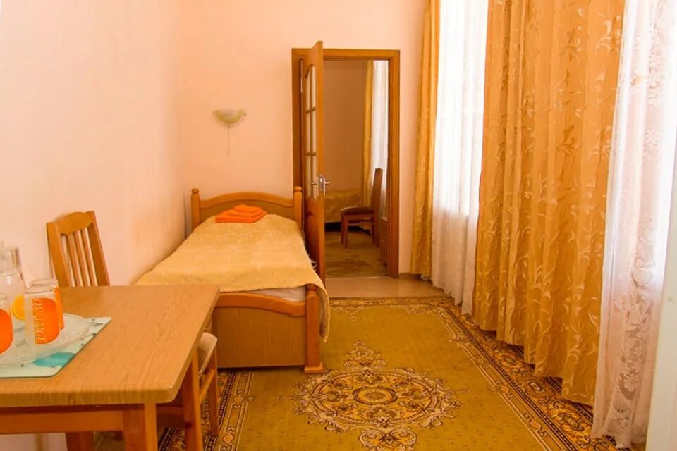 Ревиталь парк балашиха. Санаторий набережные челны 2* татарстан. Санаторий центросоюз ессентуки. Курортная больница кисловодск официальный сайт цены. Железноводская клиника фгбу пгниик фмба россии.